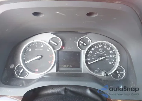 2017 Toyota Tundra Limited 5.7L V8 z USA, uszkodzony, nr VIN 5TFBY5F14HX583061